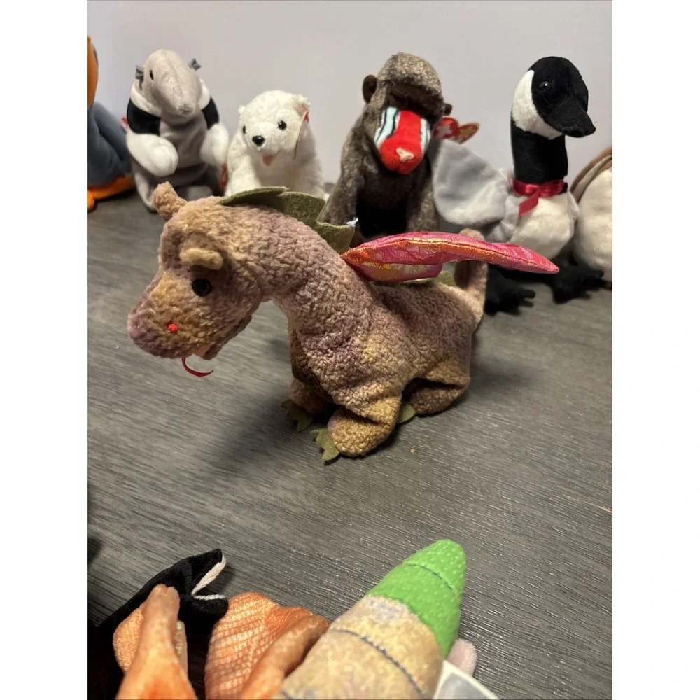 Lot Of 17 TY Beanie Babies - All with Tags Except 3 Frog Crab Pelican Bear Aruba